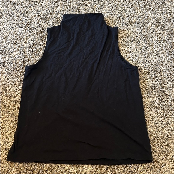 Athleta Outbound Tank - Picture 3 of 5